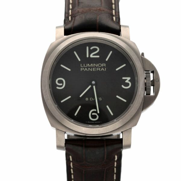 Panerai PAM00562 Luminor Base 8 Days