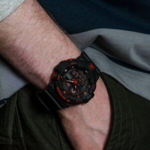 G-Shock GA-700BNR-1A Serie GA Estándar